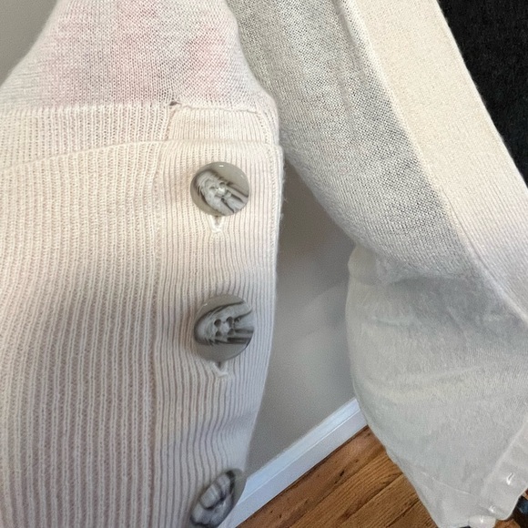 Club Monaco Cream Cashmere Cardigan sz XS - Picture 12 of 13